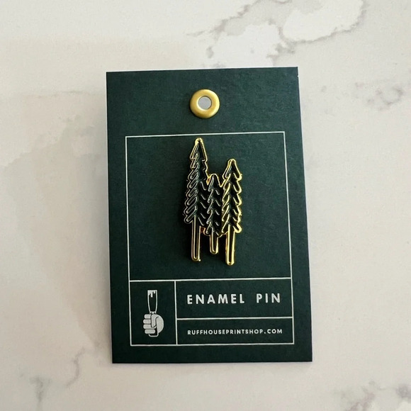 Pine Tree Enamel Pin NWT - Picture 3 of 3
